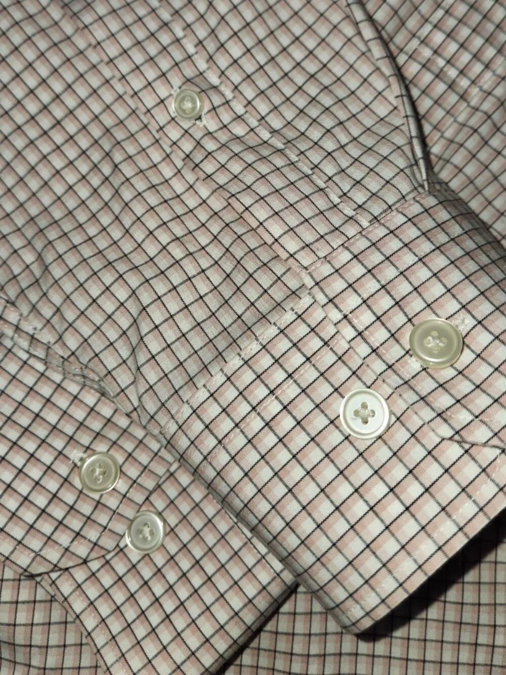 Banana Republic Athletic Fit Men's button-up in Pink Fog Large